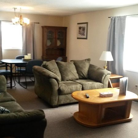 Lakeside Motel Уильямс-Лейк Экстерьер фото