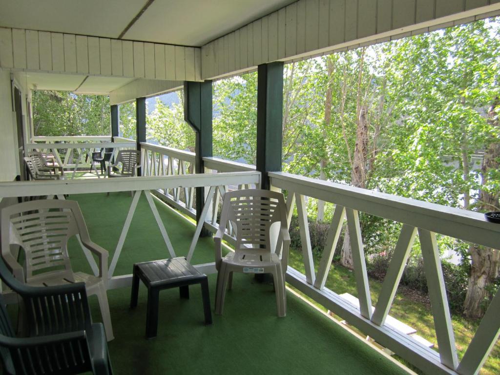 Lakeside Motel Уильямс-Лейк Экстерьер фото