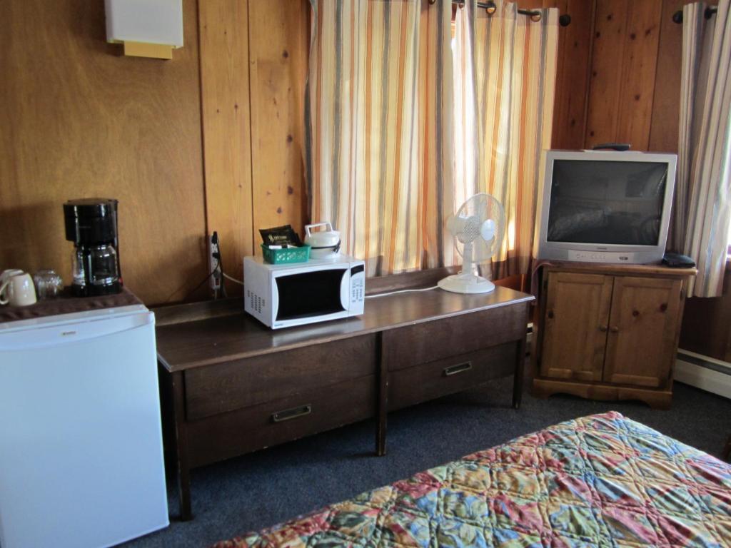 Lakeside Motel Уильямс-Лейк Экстерьер фото