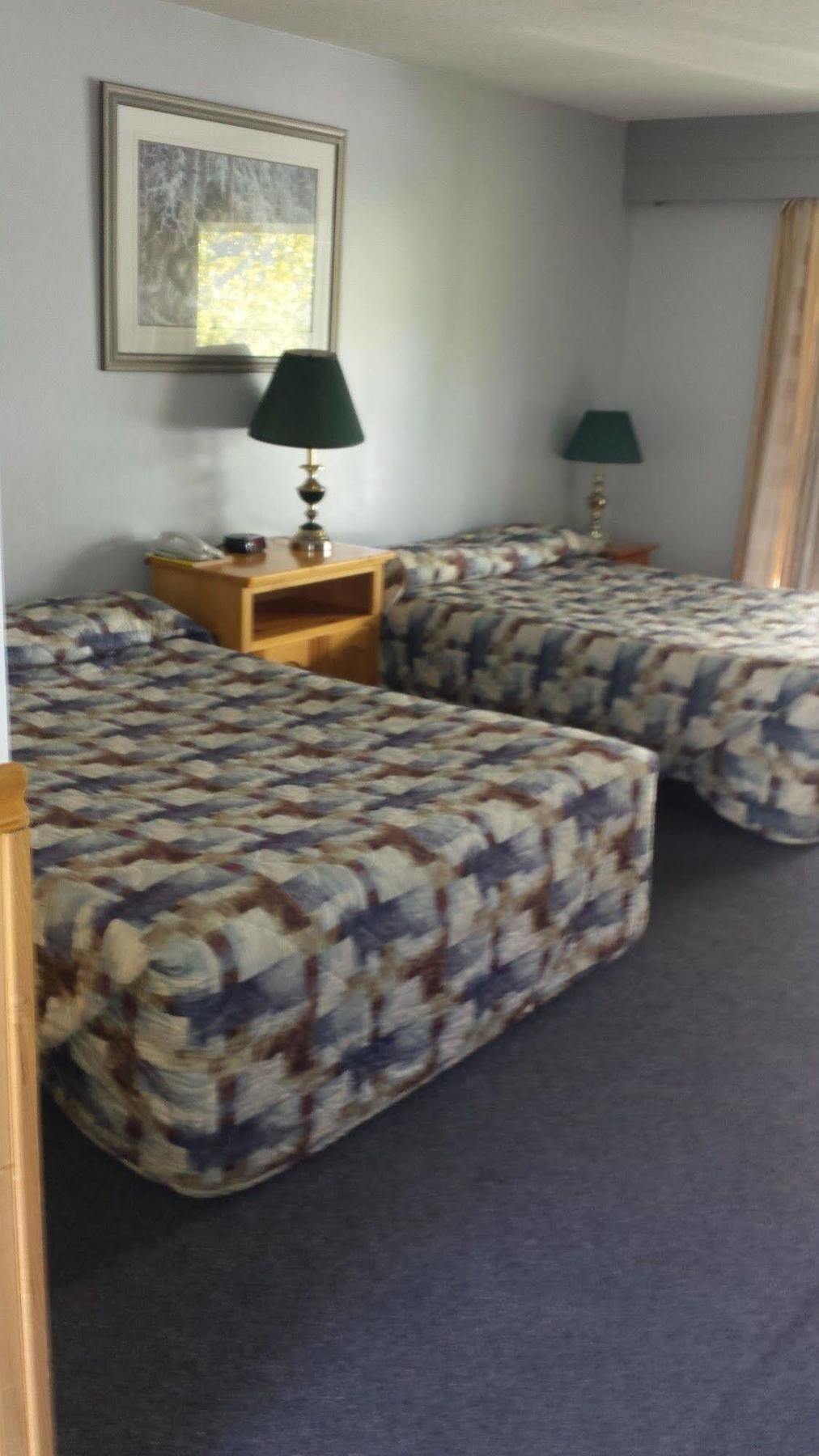 Lakeside Motel Уильямс-Лейк Экстерьер фото